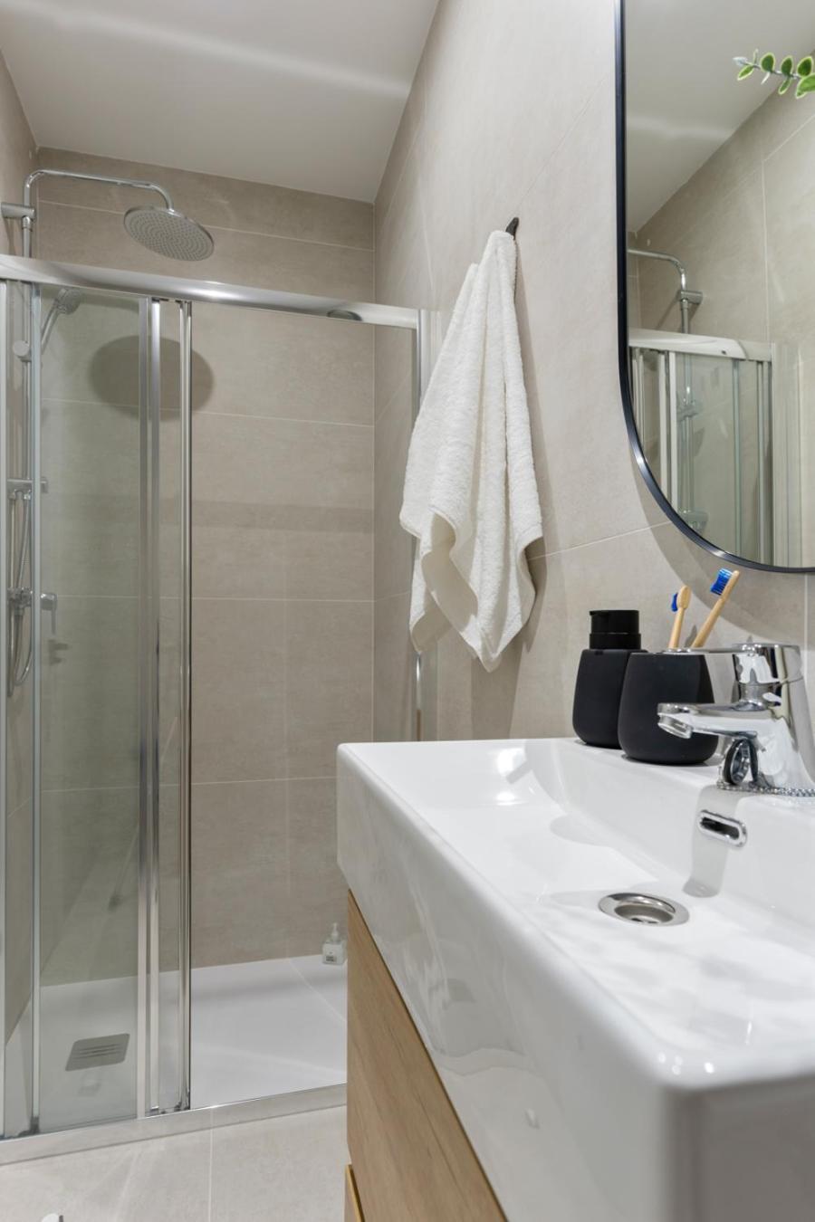 Apartmán Matisse, Totalmente Reformado Y Modernista Gijón Exteriér fotografie
